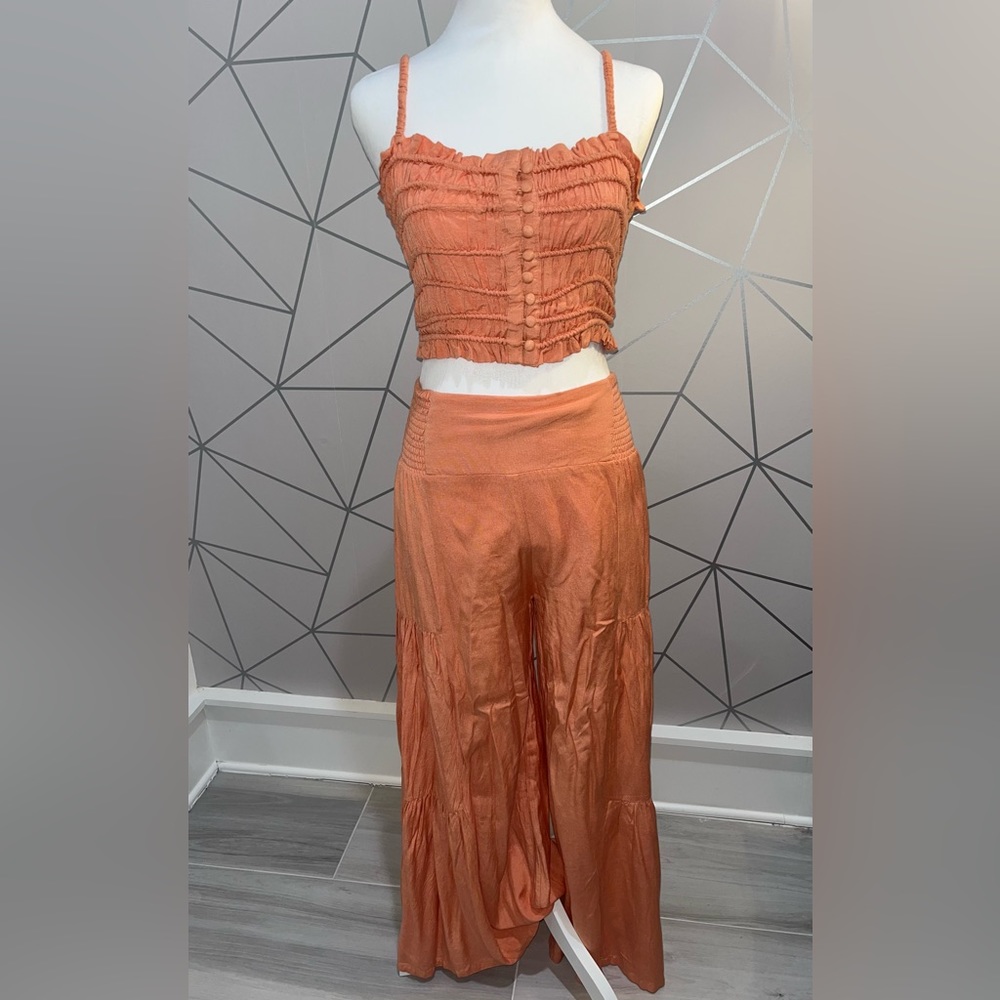Coral 2 piece pant set - Size M